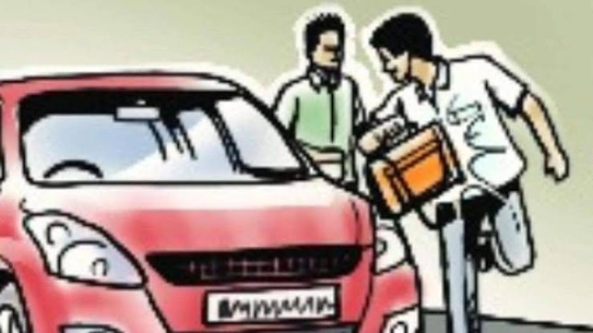 भोपाल में नेशनल हाईवे-44 पर एक कंटेनर चालक को नशीला पदार्थ पिलाकर बदमाशों द्वारा कंटेनर लूटने की घटना की जानकारी