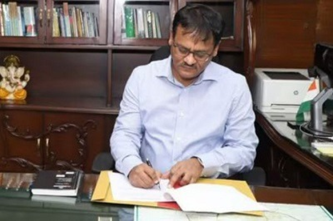 दिल्ली के नए मुख्य सचिव बने IAS धर्मेंद्र, नरेश कुमार का कार्यकाल समाप्त, तीसरी बार एक्सटेंशन नहीं मिला।