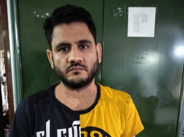 कर्नाटक के उडुपी में एक मेडिकल छात्र को सहपाठी पर हमले और धर्मांतरण के प्रयास के आरोप में गिरफ्तार किया गया।