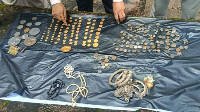 बिहार के विनोद यादव ने स्टेट म्यूजियम में चोरी करने से पहले 180 दिन की प्रैक्टिस की और धूम फिल्म से चोरी का आइडिया लिया। वह रविवार को भोपाल आया और चोरी के बाद बिहार भागने की योजना बनाई।