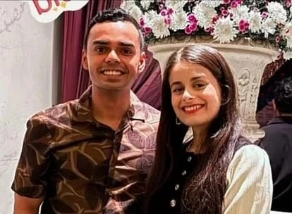 Shivraj Singh Chouhan's elder son, Kartikeya Chouhan, to get engaged to Amanat Bansal in a family ceremony today, marking a special union between the Chouhan and Bansal families.