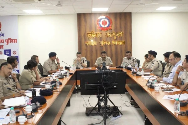 अश्लील गानों पर रोक