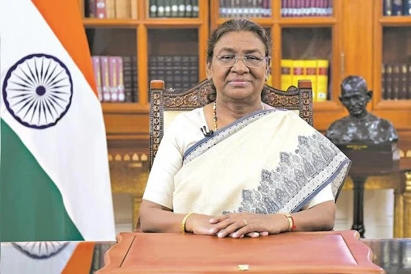 President Droupadi Murmu attending key events during her two-day visit to Chhattisgarh, including convocation ceremonies at AIIMS Raipur, NIT Raipur, and IIT Bhilai.