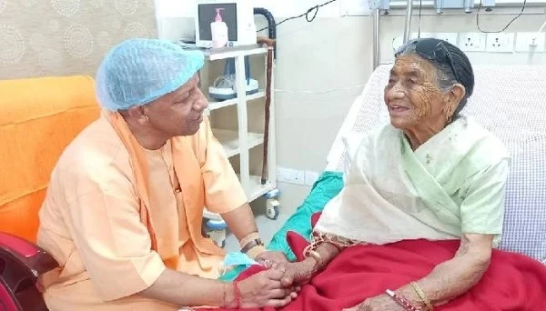 मुख्यमंत्री योगी आदित्यनाथ