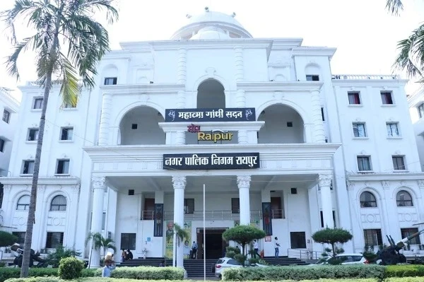 छत्तीसगढ़ हाईकोर्ट ने वार्ड परिसीमन के खिलाफ सभी याचिकाओं को खारिज करते हुए निकाय चुनाव से पहले परिसीमन का रास्ता साफ कर दिया।