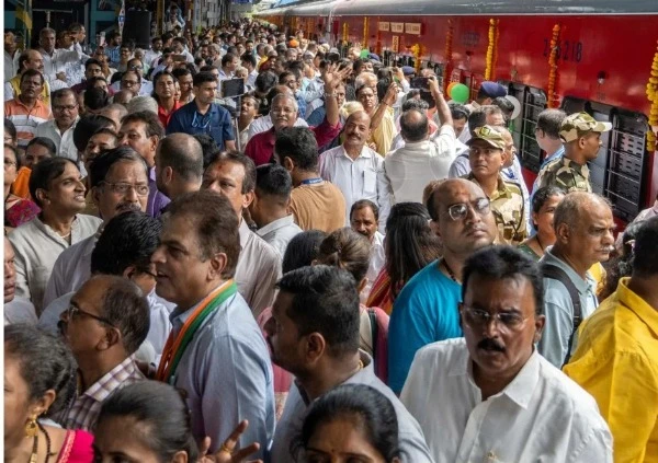 बांद्रा रेलवे स्टेशन