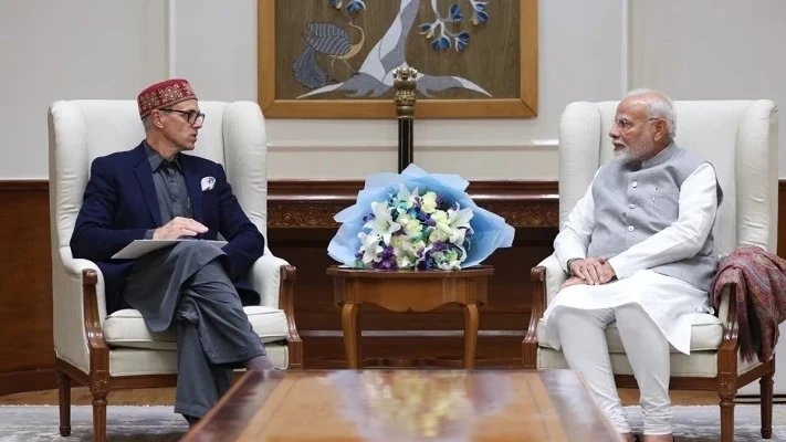 केंद्र सरकार द्वारा जम्मू-कश्मीर को पुनः राज्य का दर्जा देने के लिए संसद में प्रस्ताव पेश करने की तैयारी, शीतकालीन सत्र में चर्चा संभावित।