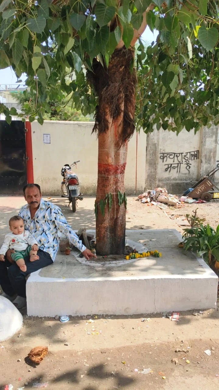 शिवलिंग चोरी