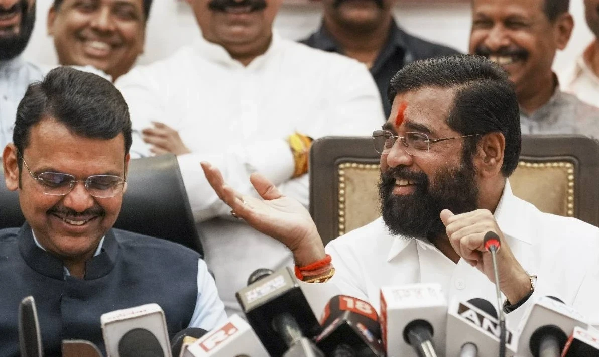 Maharashtra CM Eknath Shinde resigns as his term concludes. BJP, with 132 seats in the recent assembly elections, is expected to take the CM position, with Devendra Fadnavis as the front-runner.
