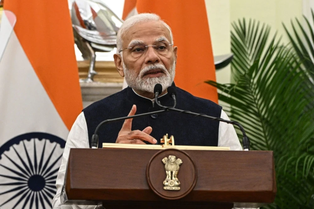 मुंबई पुलिस कंट्रोल रूम में प्रधानमंत्री नरेंद्र मोदी को जान से मारने की धमकी दी गई, पुलिस ने मामला दर्ज कर जांच शुरू कर दी है।