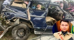 Accident: कर्नाटक के हासन जिले में सड़क दुर्घटना में एक प्रोबेशनरी आईपीएस अधिकारी हर्षवर्धन की मौत हो गई। पुलिस के अनुसार हर्षवर्धन ने