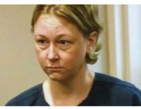 Sexual Exploitation: अमेरिका के टेनेसी राज्य में 12 साल के छात्र से दुष्कर्म के मामले में महिला स्कूल टीचर को 25 साल की सजा सुनाई गई है। स्कूल टीचर 12 साल के छात्र से