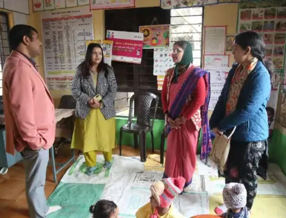 कलेक्टर का एक्शन