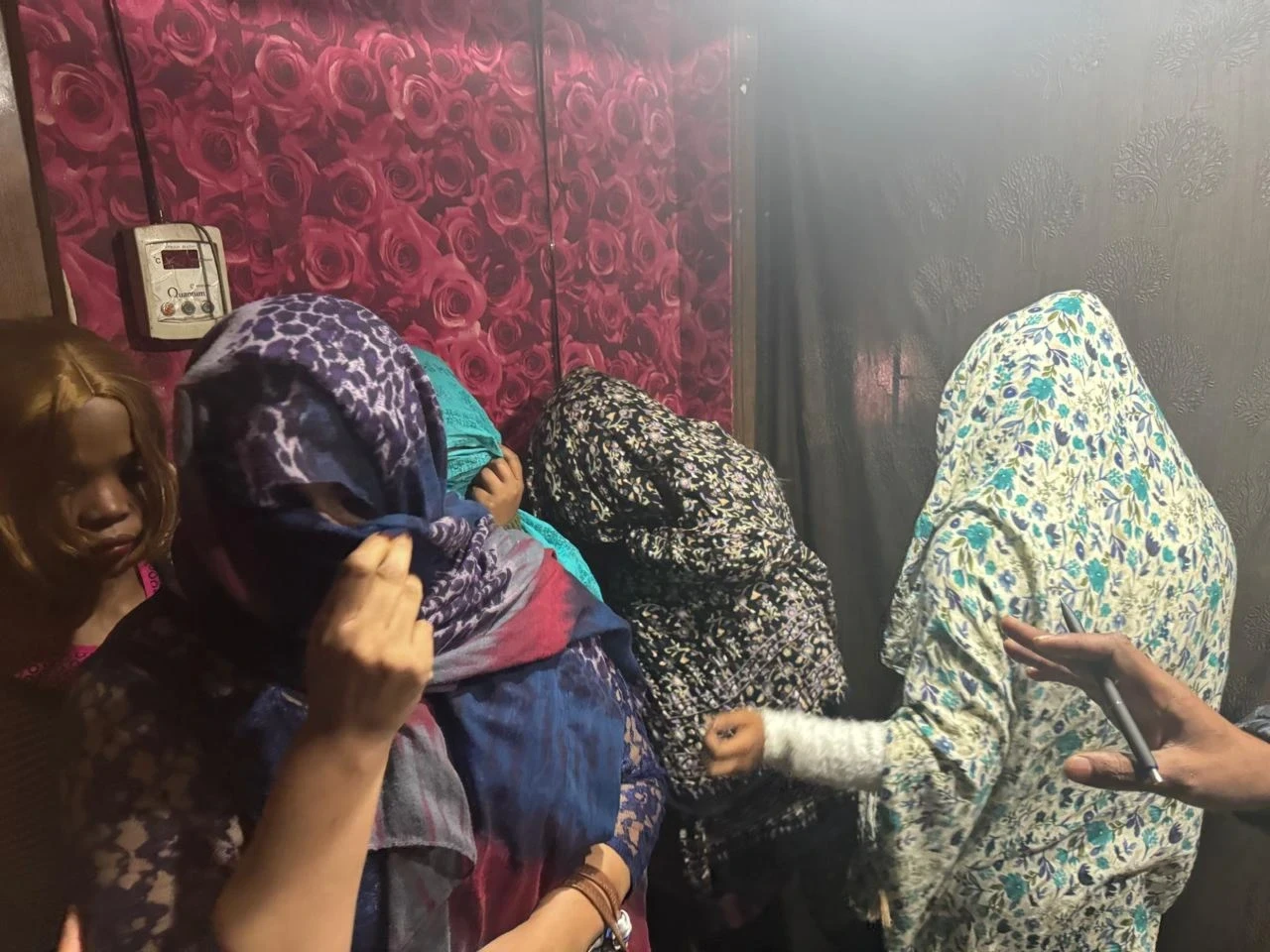 स्पा सेंटर छापा मामला