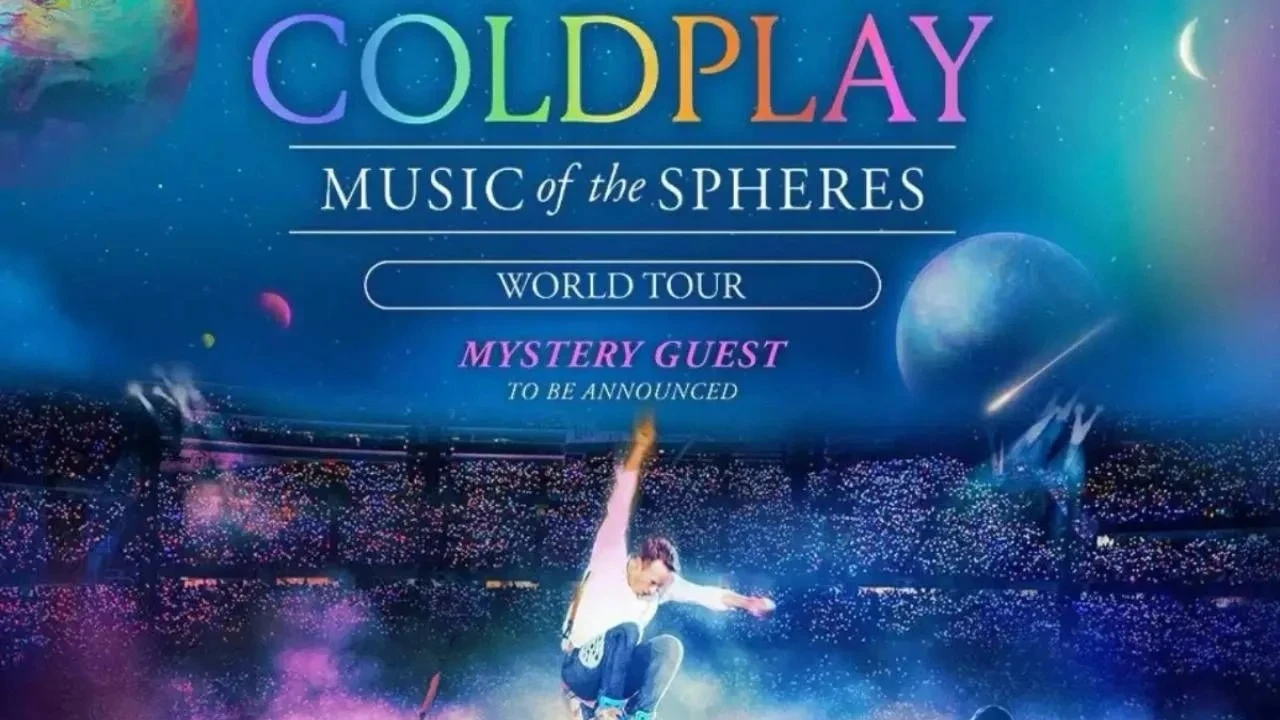कोल्डप्ले का लाइव कॉन्सर्ट मुंबई में 18, 19 और 21 जनवरी 2025 को होने वाला है। बुकमायशो ने इसके लिए अतिरिक्त टिकटों की घोषणा की है।