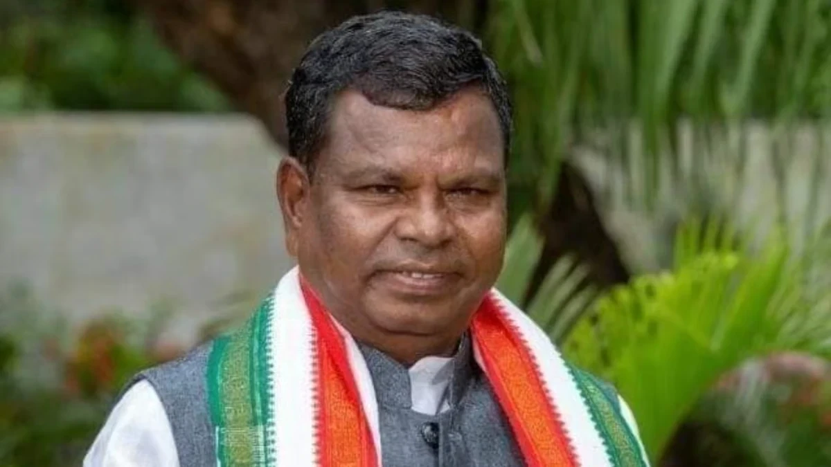 छत्तीसगढ़ शराब घोटाले में प्रवर्तन निदेशालय ने कवासी लखमा और उनके बेटे हरीश लखमा को गिरफ्तार किया।