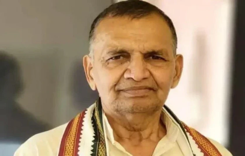 बेमेतरा में कांग्रेस को झटका: जिला कांग्रेस अध्यक्ष बंशी पटेल ने पद और पार्टी से इस्तीफा दिया।