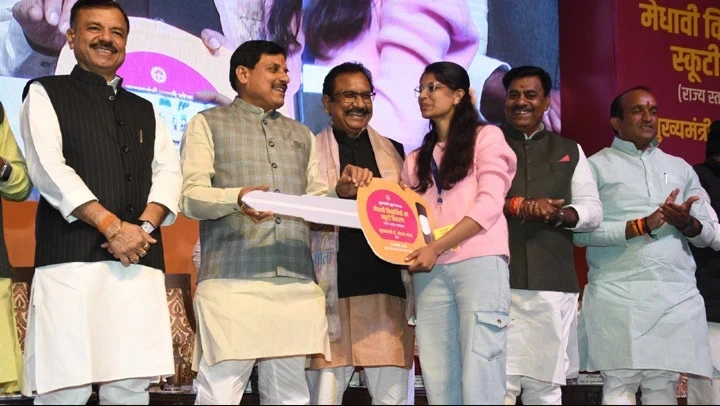 मुख्यमंत्री डॉ मोहन यादव