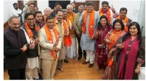 Delhi Next Chief Minister: दिल्ली विधानसभा चुनाव में बीजेपी को मिली अप्रत्याशित जीत के बाद मुख्यमंत्री चयन के लिए BJP अध्यक्ष जेपी नड्डा के निवास पर दिल्ली के शीर्ष नेताओं और नवनिर्वाचित विधायकों की अहम बैठक जारी