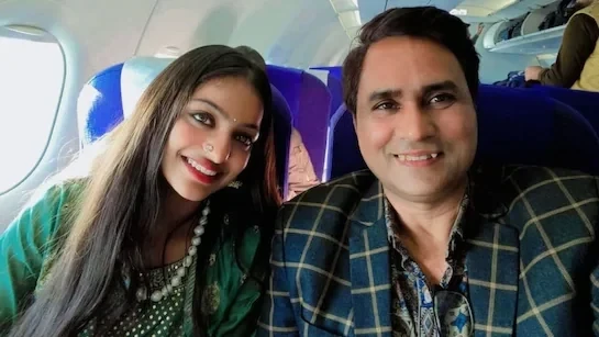 महाकुंभ की वायरल गर्ल Monalisa