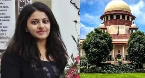 Trainee IAS Pooja Khedkar: सुप्रीम कोर्ट ने शुक्रवार को पूर्व भारतीय प्रशासनिक सेवा (IAS) प्रशिक्षु अधिकारी पूजा खेडकर को गिरफ्तारी से संरक्षण देने के अपने अंतरिम आदेश को बढ़ा दिया है। पूजा खेडकर पर 2022 संघ लोक सेवा आयोग