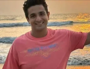 Ranveer Allahbadia Controversy: मशहूर यूट्यूबर रणवीर इलाहाबादिया कॉमेडियन समय रैना के शो India’s Got Latent में आपत्तिजनक टिप्पणी कर विवादों में घिरे हुए हैं। पुलिस ने उनके खिलाफ असम और मुंबई में मामला दर्ज
