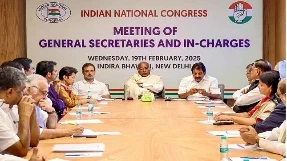 Mallikarjun Kharge: चुनावी नतीजों के लिए जवाबदेह होंगे महासचिव और प्रभारी, खड़गे की कांग्रेस नेताओं को दो टूक, बदलावों के भी संकेत