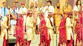 Bageshwar Dham marriage ceremony: मध्यप्रदेश के बागेश्वर धाम में बुधवार (25 फरवरी) को 9 राज्यों की 251 कन्याओं का सामूहिक विवाह महोत्सव होगा। 251 मंडप में शादी होगी और बालाजी मंदिर से बारात उठेगी।