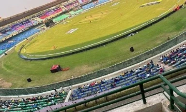 Raipur City News: छत्तीसगढ़ में इस साल के अंतिम महीने में 3 दिसंबर को शहीद वीरनारायण सिंह स्टेडियम में वनडे मैच खेला जाएगा। इस बीच क्रिकेट प्रेमियों को भारत और दक्षिण अफ्रीका के बीच वनडे मैच देखने का अवसर मिलेगा। ये मैच रोमांच से भरपूर हो