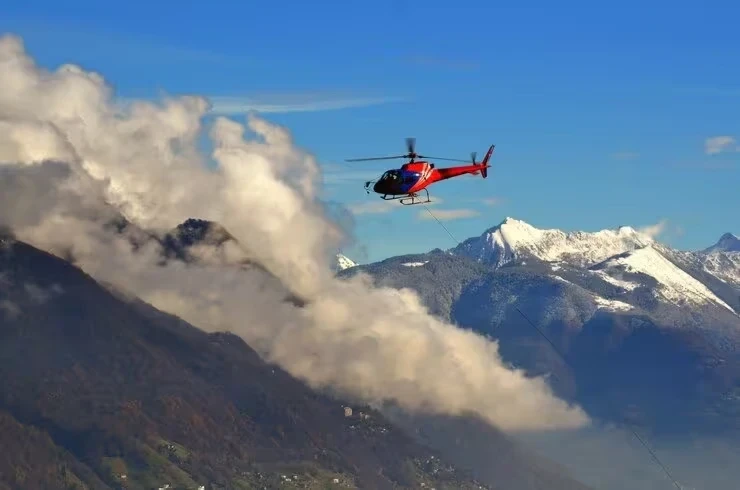 Badrinath Dham helicopter emergency Landing