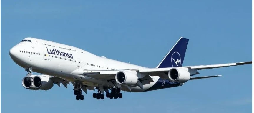 Lufthansa Airlines flight coming from Germany to Hyderabad did not get permission to land at Hyderabad airport, had to take a U-turn