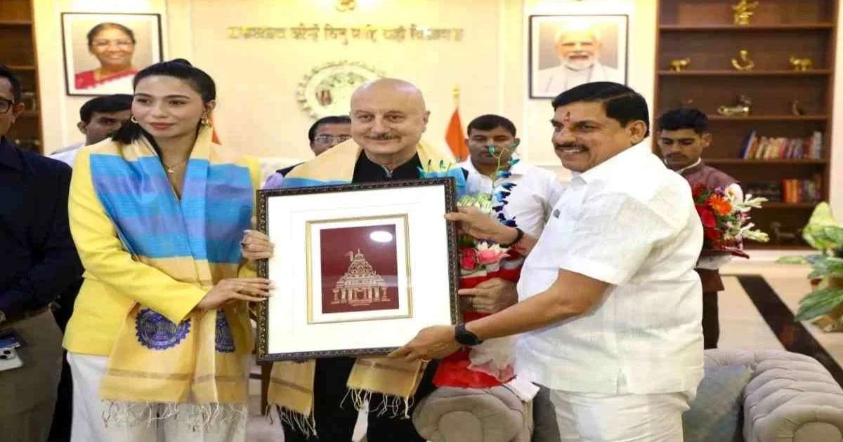 Tanvi The Great’ के प्रीमियर में अनुपम खेर को CM मोहन यादव ने किया सम्मानित