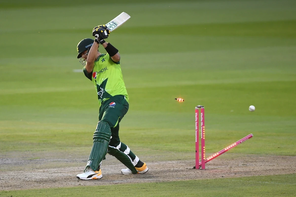 Pakistani Cricketer Arrested From Manchester