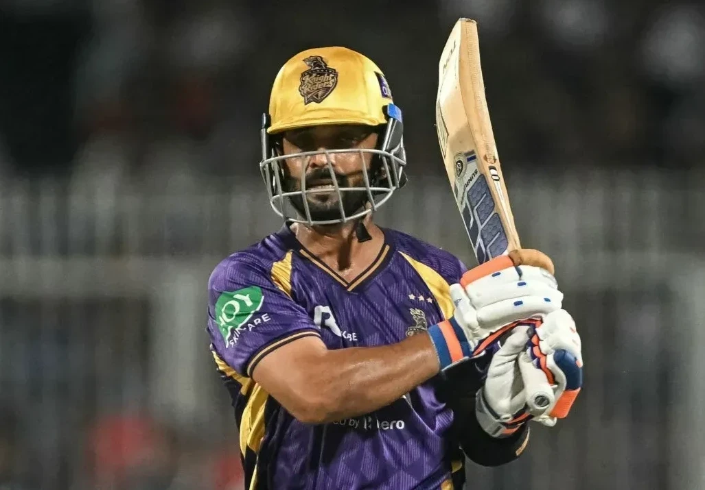 Ajinkya Rahane batting during KKR vs SRH match, अजिंक्य रहाणे मैच के दौरान बल्लेबाजी करते हुए