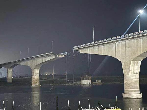 Bridge Collapsed in Bhagalpur