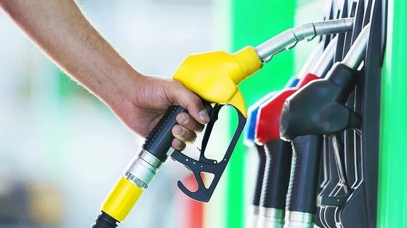 India cuts export duty on petrol diesel