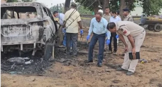 CG News, BJP leader burned alive inside a Fortuner car ,sand smuggling dispute , Sonhat,Baikunthpur
