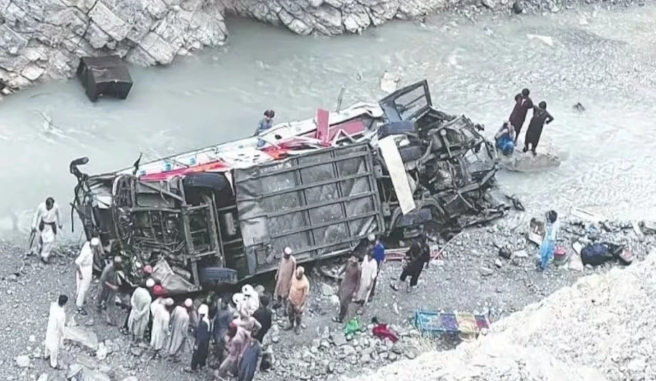 Pakistan Bus Accident