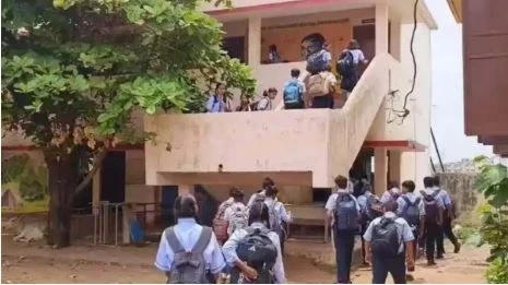 Chhattisgarh,Durg bhilai, Bhilai School Students Fainting Case, Khamharia School