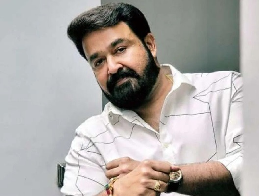 डॉक्टरों ने उन्हें दवा दी है और घर पर आराम करने की सलाह दी है।