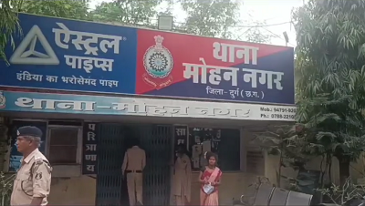 पुत्र द्वारा पिता की हत्या के बाद लाश को कूड़े में फेंकने की घटना का दृश्य, जिसमें मोहन नगर थाना क्षेत्र में आरोपी प्रकाश पुरोहित को गिरफ्तार किया गया है।