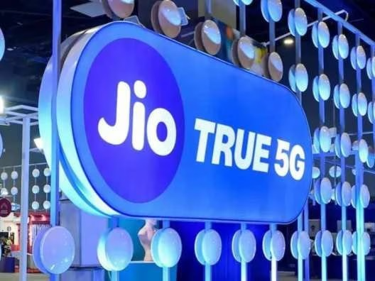 "Reliance Jio's ₹1,199 prepaid plan relaunched with 98 days validity, 2GB daily data, and unlimited 5G data; compared to Airtel's ₹979 plan with Amazon Prime membership."