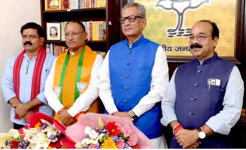 "CM Vishnu Deo Sai returns to Raipur today from Delhi, where he attended the NITI Aayog meeting and met Governor Om Mathur."